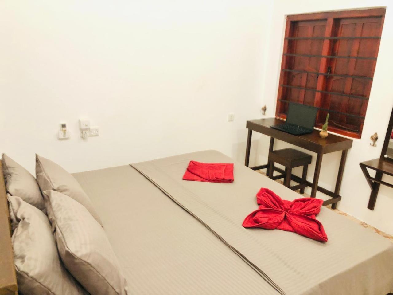Little Fairy Home B&B Arugam Bay Bagian luar foto