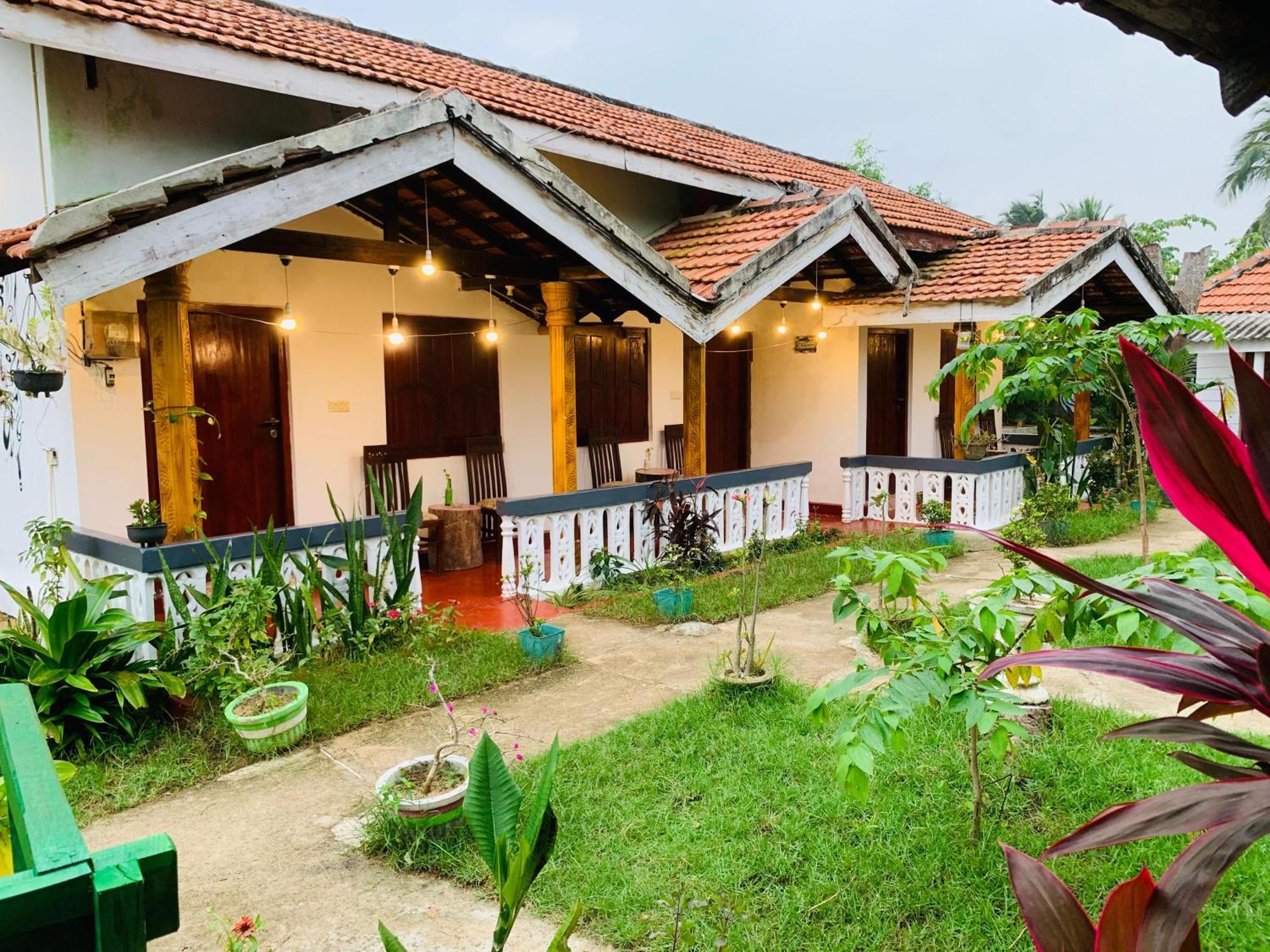 Little Fairy Home B&B Arugam Bay Bagian luar foto